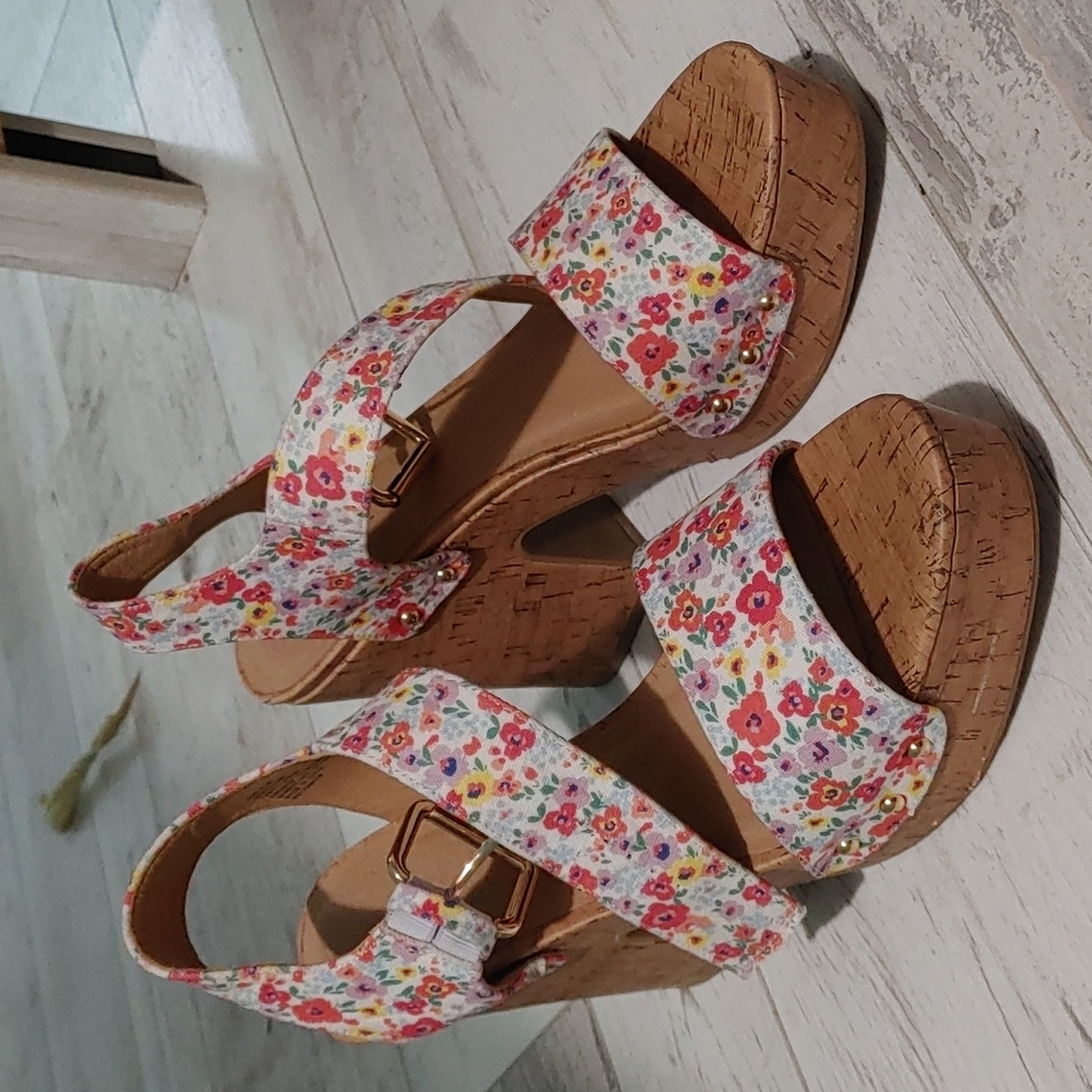 Floral Design Heels